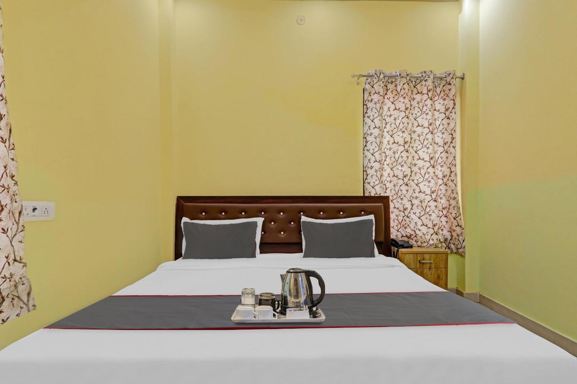 Capital O Phenix Elite Near Phoenix United Lucknow Exterior photo