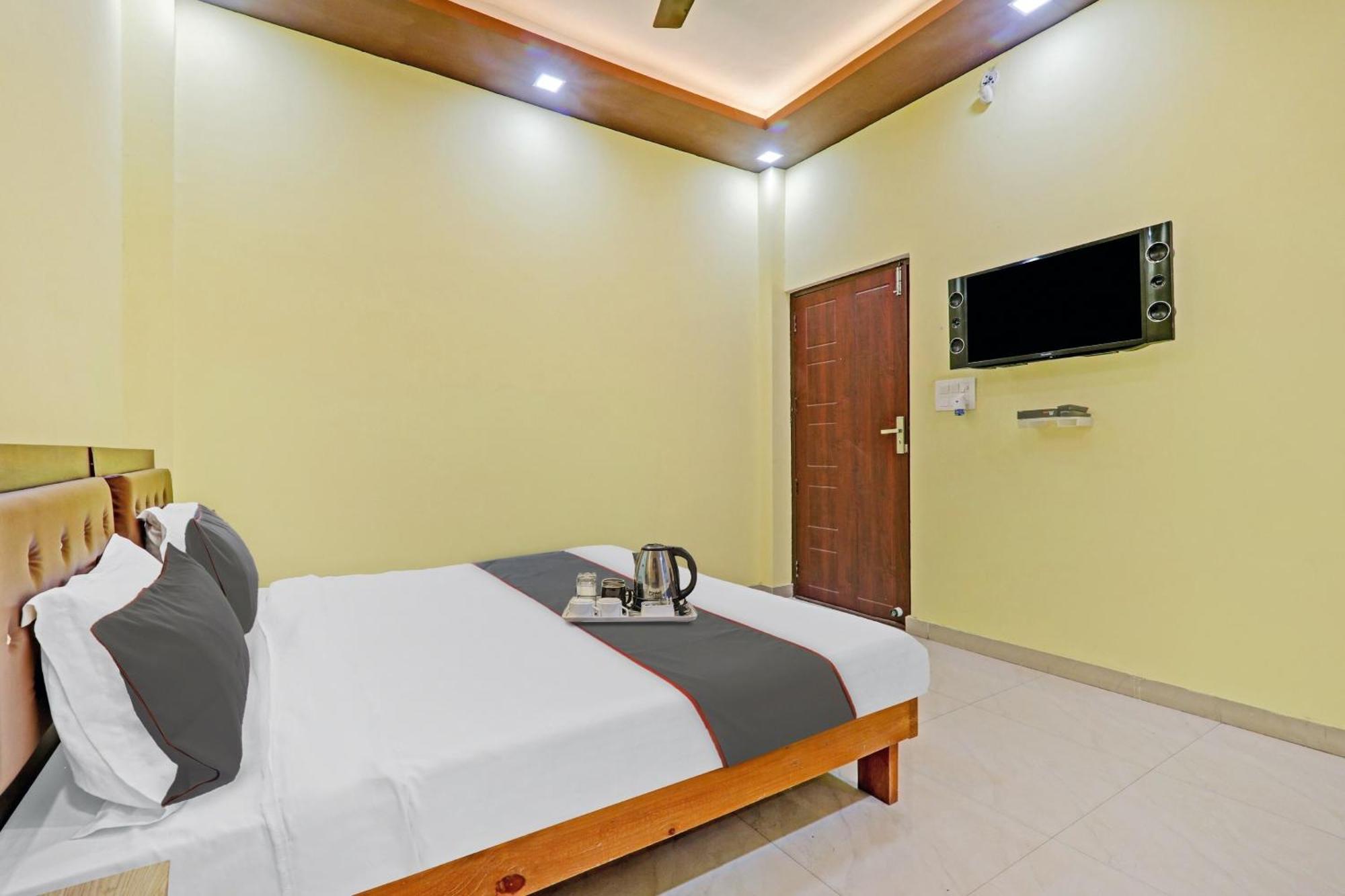 Capital O Phenix Elite Near Phoenix United Lucknow Exterior photo